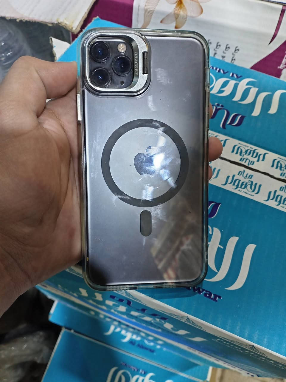 سلام عليكم آيفون 11 برو ماكس للبيع مبدل بي شاشه فقط لجهاز نضيف بطاريه 83 السعر 250 وبي مجال قليل الرقم ***********
