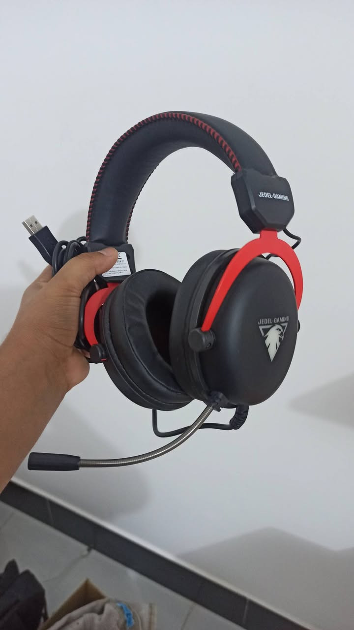 سلام عليكم اخوان سماعات هيدست محيطي صوت 7.1 منفذ usb ١٧ الف وبالعافيه


**إذا كنت صاحب هذا الإعلان وتريد حذفه لأي سبب، رجاءا أرسل رسالة إلى الدعم الفني**