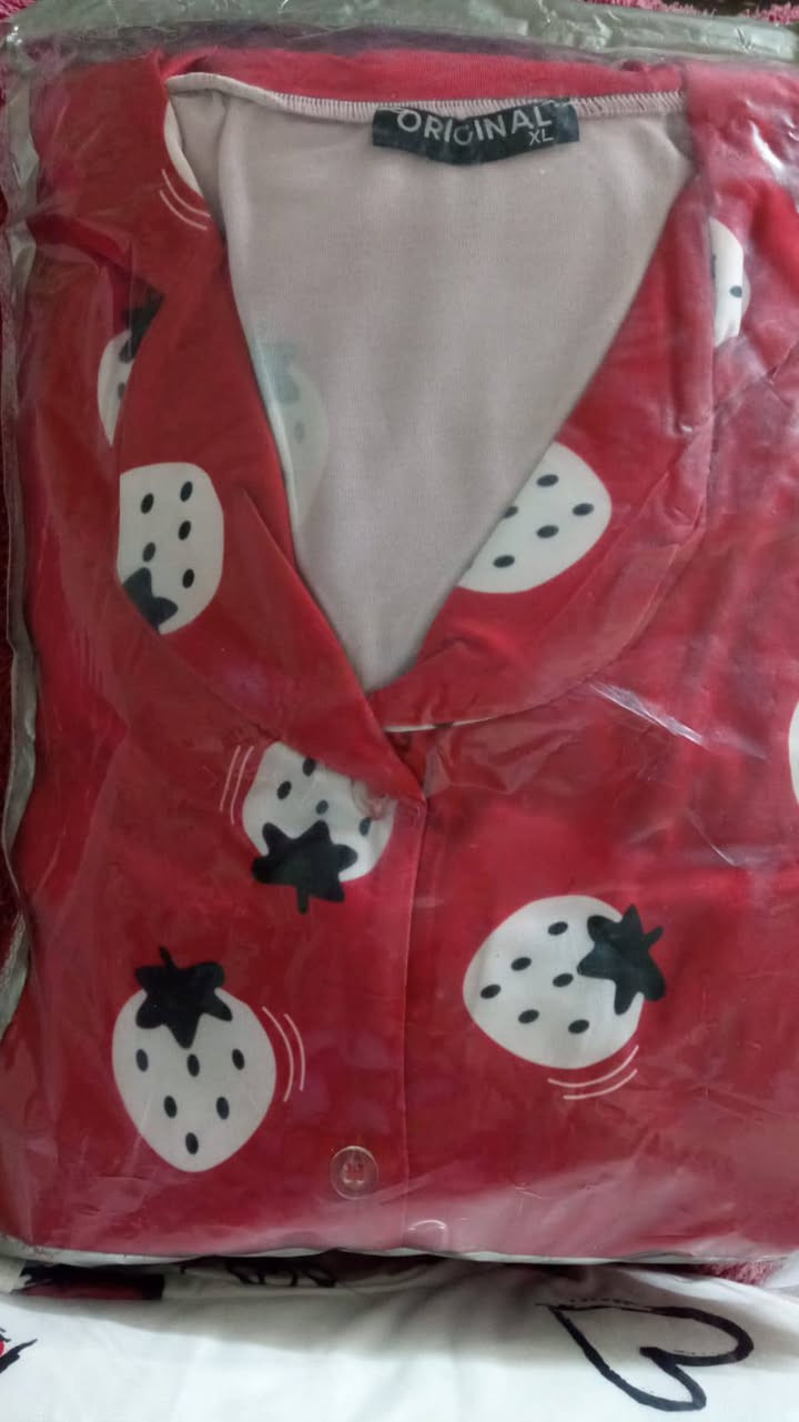 السلام عليكم ورحمه الله وبركاته تراك اوسموه بجامت نوم مكونه من ٨قطع بي الوان وقياسات  السعر٢٠الف والتوصيل مجانا كمية محدودة


**إذا كنت صاحب هذا الإعلان وتريد حذفه لأي سبب، رجاءا أرسل رسالة إلى الدعم الفني**