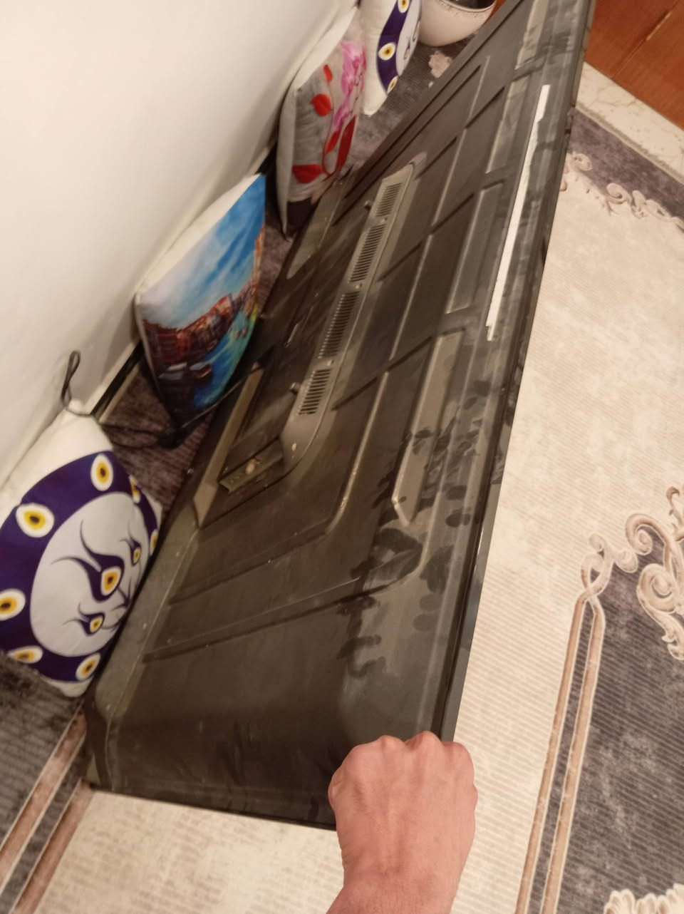 بلازما يحجمها 65 فقط عاطل بيها اللد بالشاشه فقط والسعر خاص مكان النجف


**إذا كنت صاحب هذا الإعلان وتريد حذفه لأي سبب، رجاءا أرسل رسالة إلى الدعم الفني**