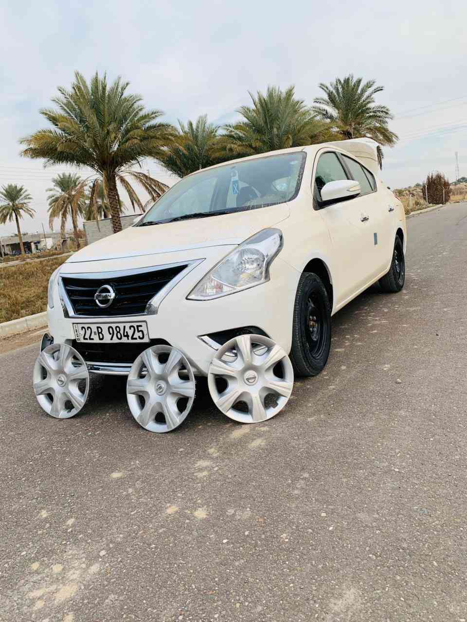 نيسان صني 2024 المصري
 اشاير مري
4 حساسات
كاميرا خلفية
شاشه وسطيه
قطعتين تبريد

الضرر فقط الشهط طوله شبر واصبعين تركته ماصلحته فقط كحلته
عدى هاي الضرر كفاله عامه
سعر 120 وبي مجال
باسمي السياره
***********
