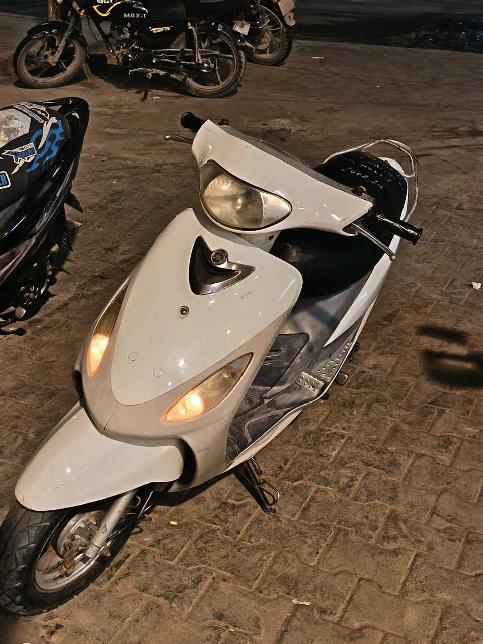 سلام عليكم ماكس منغولي للبيع دراجه خير من الله
كله مختم واصلي كلشي ممبدل بيهه كله بلاد سعره 550 وبيه مجالي للشراي مكاني بغداد مدينة الصدر 
رقم *********** متواجد واتساب وخاص
