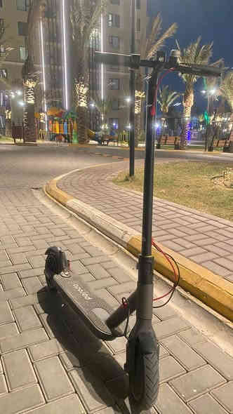 سكوترشحن نضيف جدا يتحمل وزن 120كيلو 💫سعر200بي مجال لطلب والاستفسار التواصل على الواتساب *********** 📲يوجد توصيل بغداد وكل محافضات العراق🚖️ اكسبلور
