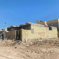 الوافدين قرب الملعب • ٢٠٠م • غرفتين