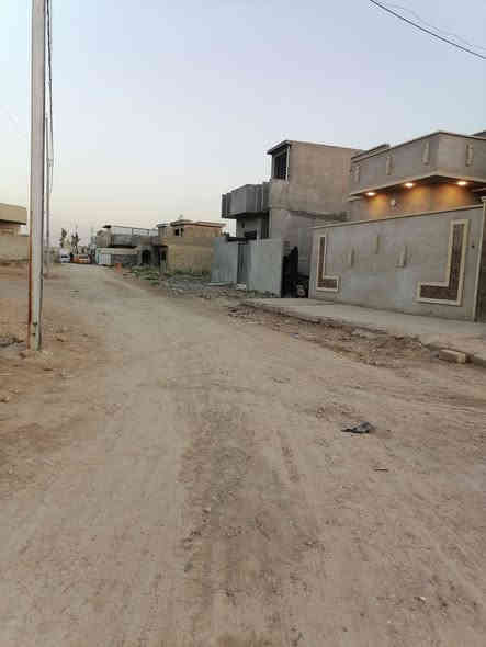 عرض للبيع اقلان تبه سند  زراعي معامله  تمليك ماء وكهرب شارع قريب المساحه 100 م   سعرها 18 مليون التواصل على الرقم *********** تحويل المعامله باسم ليشتري
