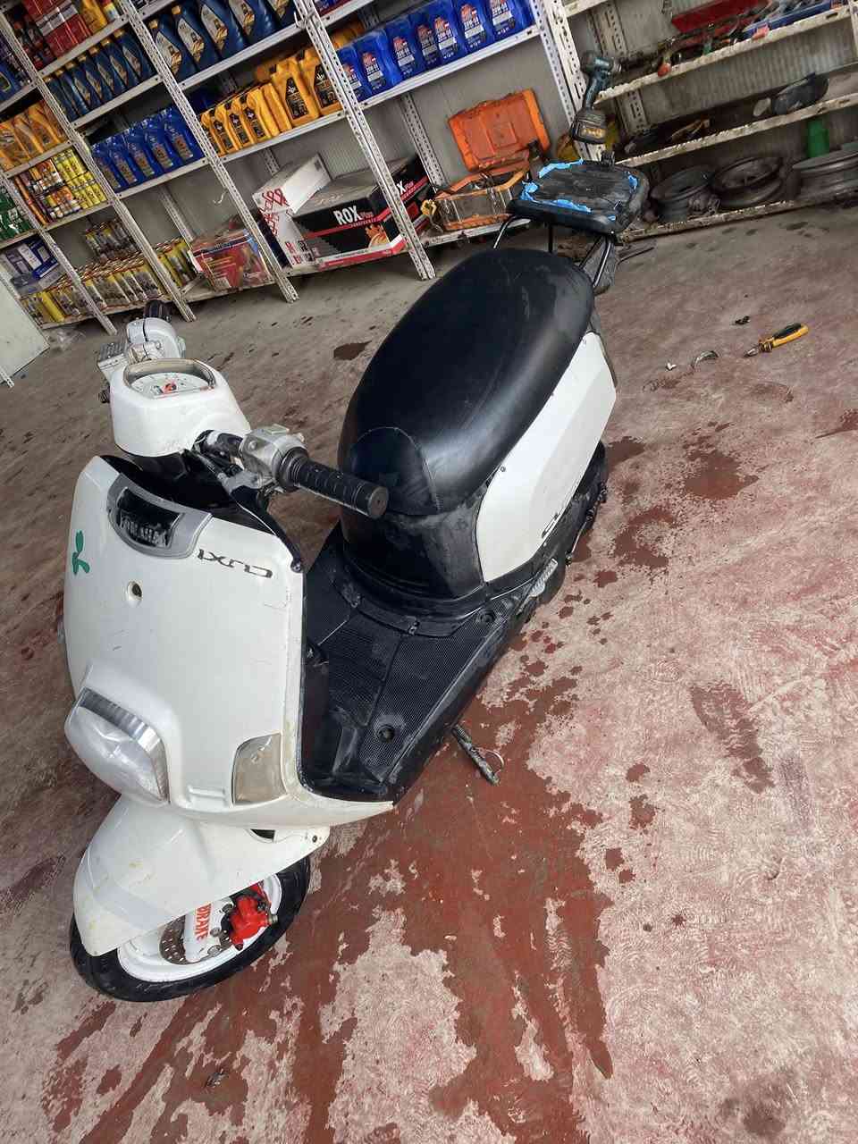 السلام عليكم ماكس بوليسي فول نضافه شلعه تشك الكاع كله جديد نقصها ستان تعليك فقط السعر 550 الرقم ***********
