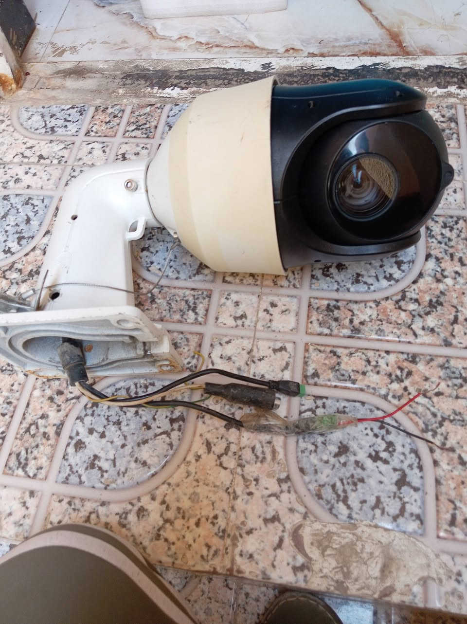 السلام عليكم كامره للبيع بسعر 250 والله ماخذه ٤٧٥ العنوان ديالى بعقوبه *********** المواصفات موجوده على كرتونه
