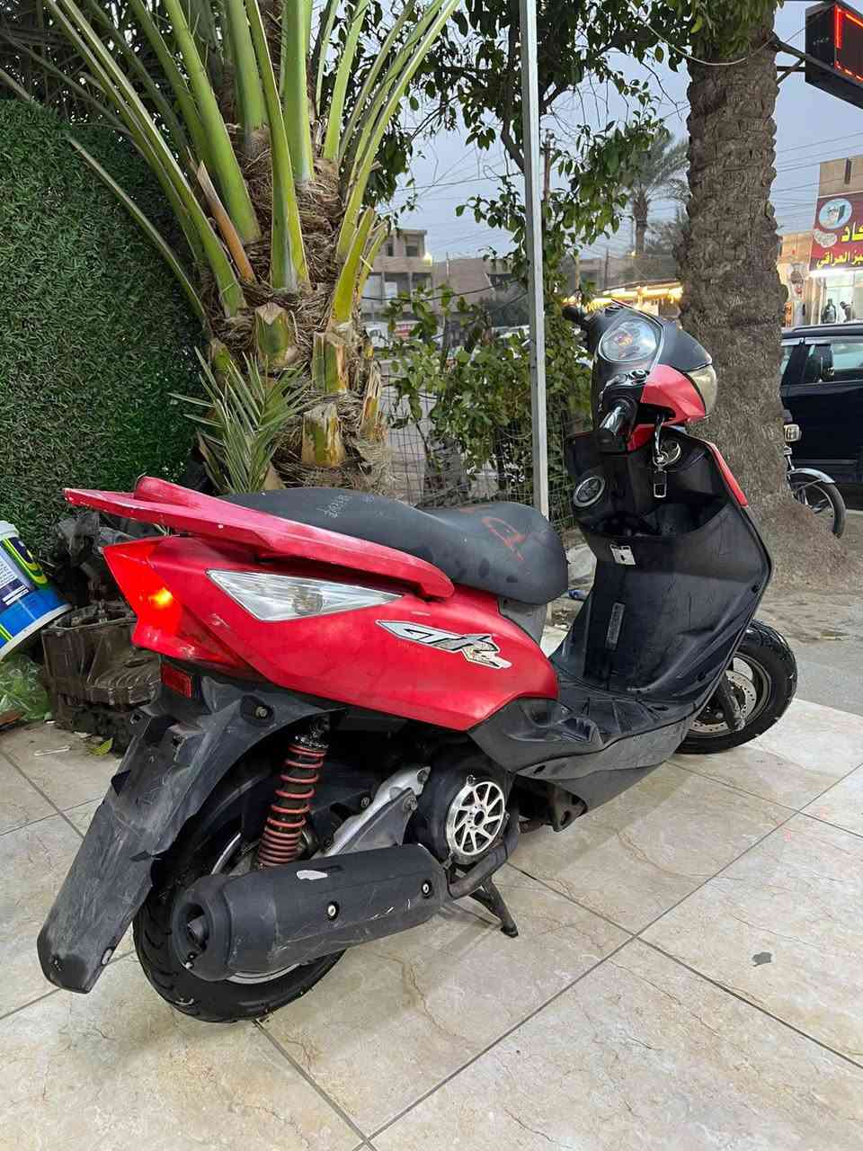 السلام عليكم
للبيع ماكس ثعلب 140
رمبه صار 17 يوم نازله كفاله عامه بشرط سبانه ممدوده عليها
ختم واحد ويا المكينه 
شلعه معدل هاون مكينه خرسه مابيها نقص برغي 
السعر 850 وبيها مجال حك جيه 
مكاني بغداد العامريه 
رقمي *********** 
الشراي يتصل وبالخدمه
