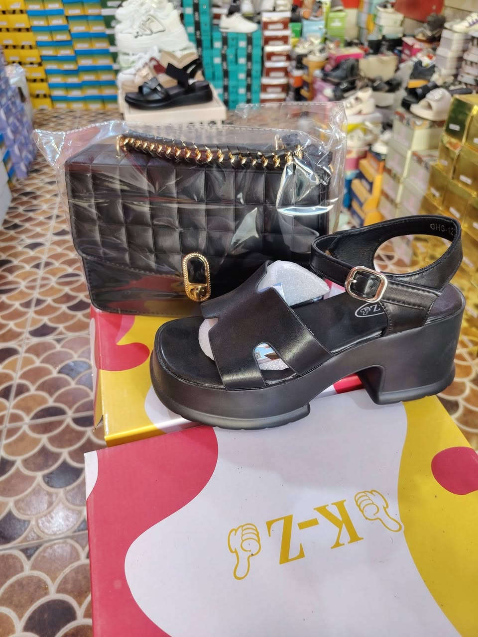 جديد جديد
انواع الجنط الاحذية الراقيه
العنوان مجمع حاتم البدري قضاء الفجر شارع الشطري
واتساب ***********
***********
