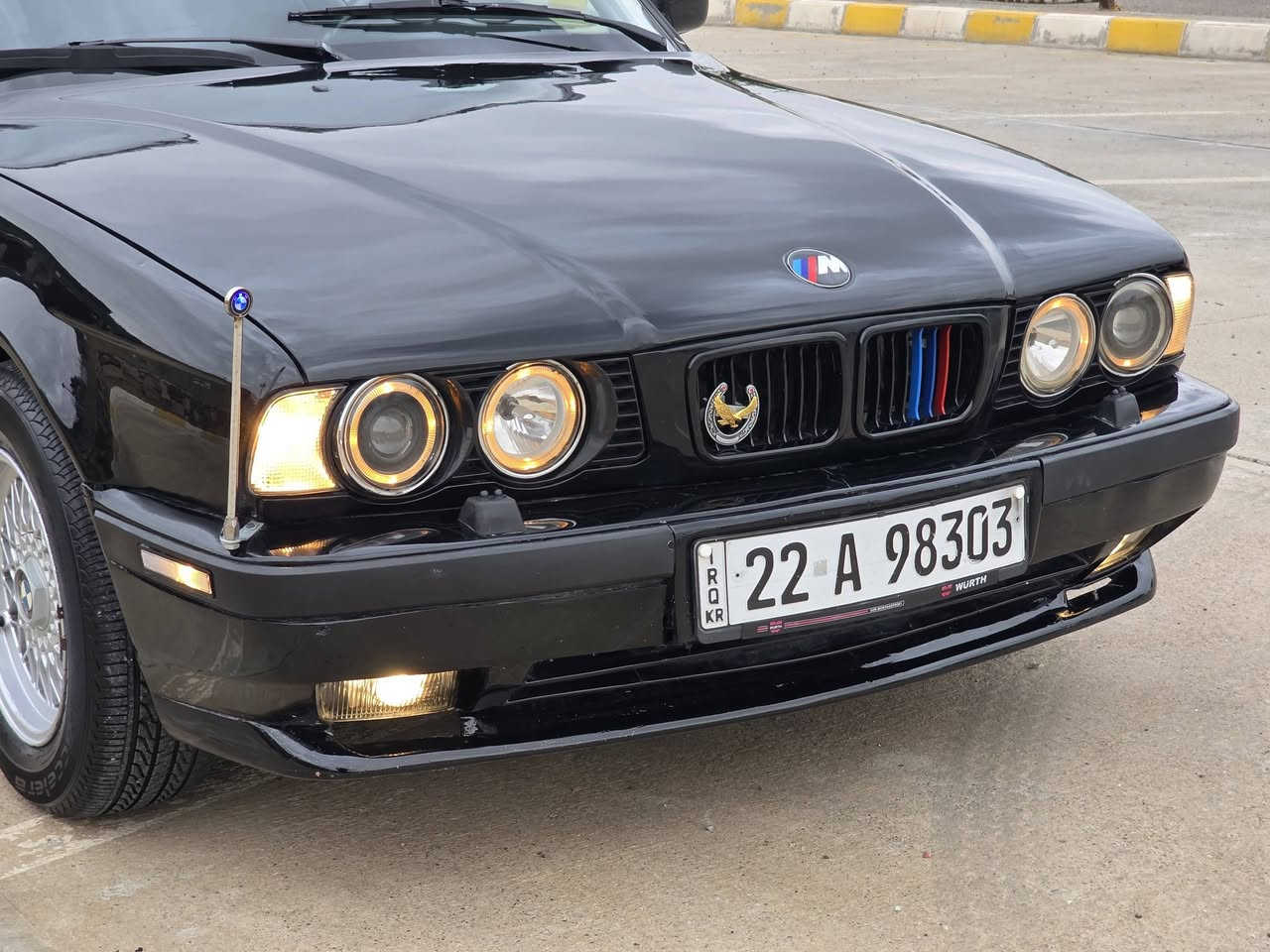 سلام عليكم من رخصة الأدمن المحترم عندي بي ام دبليو المان وضمان لون اسود كذابي موديل 93.فول موصفات محرك حجم 525كبس ديجيتال كير اوتوماتيك محرك وكير بشرط لاصرف ولابخار.رقم اربيل دولي سنوية جديد لغاية 2028.سيارة باسمي اتريد وكالة تحويل بشرط.موصفات سيارة جام كهربائي اوتو قفل مركزي كنترول مرايات كهربائي لايتات عدسة سلايت كهربائي.كشنات جلد داخل اسود فورميكا.تبريد وتدفئة شغال.كهربائيات كلة شغال.سيارة جاهزة من كل نواحي.ترايك لبصرة.صدر امامي وخلفي كله جديد 4اطارات وباتري كلة جديد.سيارة صبغ عام لل جمالية فقط جاملغات خلفي بيهة معجون بدون دواخل.ملاحظة بدون اقصاط بدون مراوسة فقط ابيع نقد.مكان سيارة كركوك شورجة السعر 70ورقة وبيهة مجال كلش قليل.لل شراي رجاء مو شراي اعبر منشور بكلمة حلوة لل تفاصيل خابر الرقم ***********📞
