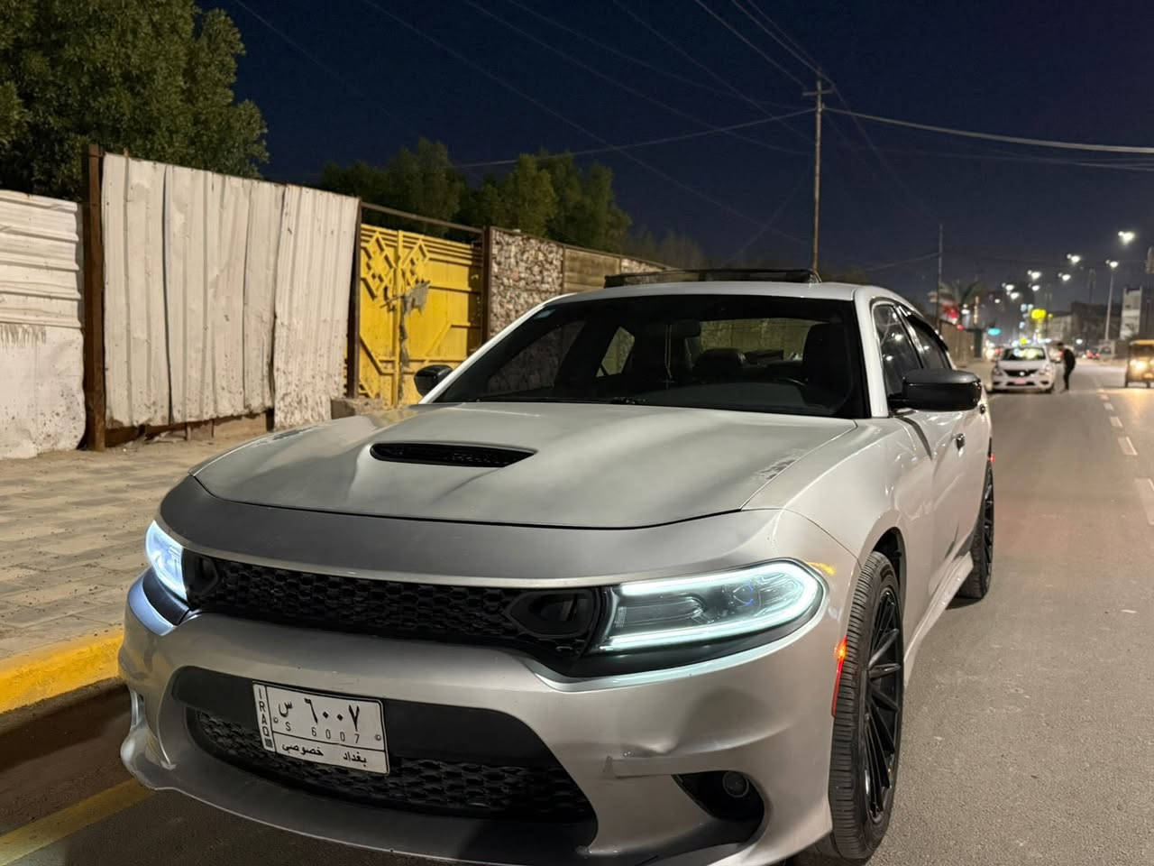 🧿معرض الملك لتجاره السيارات 🧿
🔥عداد المشي  150 ألف كيلو🔥

اسم السيارة 🚗:-دوج چارجر
موديل السيارة🚗  2020  
محرك السيارة🚗:-3600cc.  V6

مواصفات السيارة🚗:-

سلايد
بصمة وتشغيل عن بعد
كراسي 2 كهرباء
رادار
كراسي ميموري
تحديد مسار
ويل 20
لايت زنون
لد زنون
بك لايت لد
كراسي تدفئة و تبريد
داخل جلد 
كراسي حضن
حساسات
شاشة
كامرة
نقطة عمياء
ستيرن كهرباء
تحكم مقود جانبين
داخل كاربون فايبر
تبريد قطعتين
ملحقات كاملة
بلوجكتر زنون
وعدة مواصفات اخرى❗️❗️
بغداد البلديات ‭٠٧٧١ ٢٨٦ ٨٩٣٥‬
مرقم بغداد مميز❗️ 
السعر (198)

