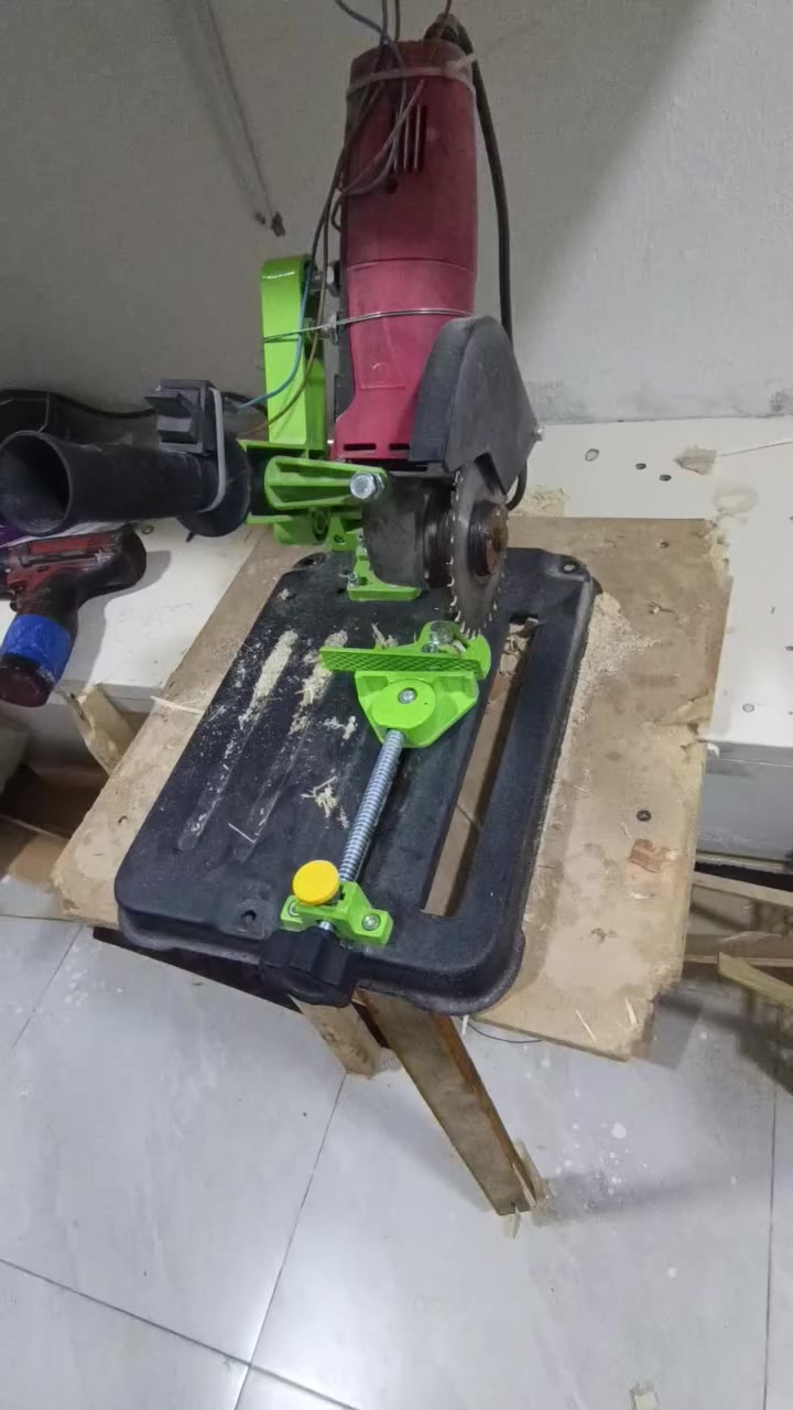 قاعده كتر وكوسره ثنينهن ب ٤٠ مكان شهربان
***********
