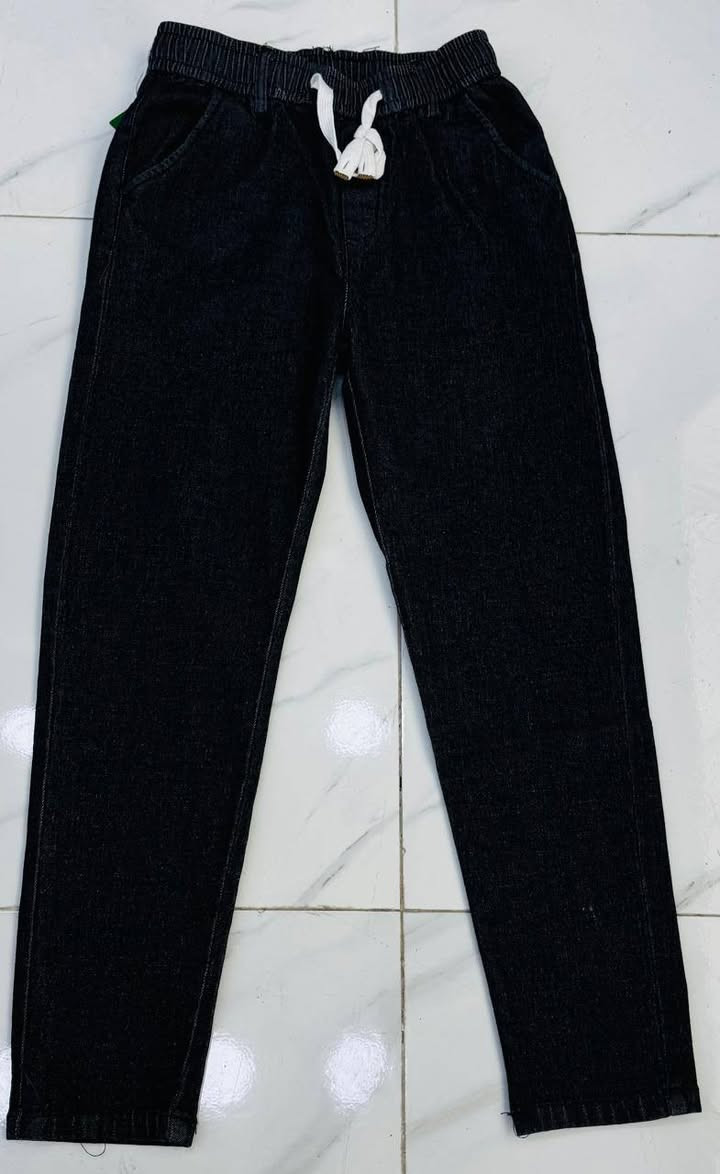 🔥 وصل الجديد – بناطيل سكوباي (سويتبانت جينز) 🔥
ستايل شبابي مميز + راحة عالية 👌
👖 خامة ممتازة ومريحة للبس اليومي
🎨 ألوان متعددة تناسب كل الأذواق
✨ تصميم عصري (رباط + مطاط خصر)
📏 القياسات المتوفرة: من 29 إلى 38
🚚 توصيل لجميع المحافظات
📦 البيع جملة فقط وبأسعار منافسة
📍 لا تفوتك الفرصة – الكمية محدودة


**إذا كنت صاحب هذا الإعلان وتريد حذفه لأي سبب، رجاءا أرسل رسالة إلى الدعم الفني**