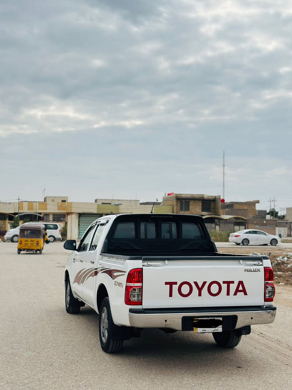 السلام عليكم تيوتا هايلوكس ناصية 2014سياره جديده مكفوله من الضربه والتبديل بيها بارد موضح بلصور محرك مامفتوح كير اوتماتيك حداديه جديده تخم تاير جديد رقم مثنى سنويه جديده تحويل مباشر السعر 208وبيه مجال للشراي استفسار اتصال 📞 
***********
