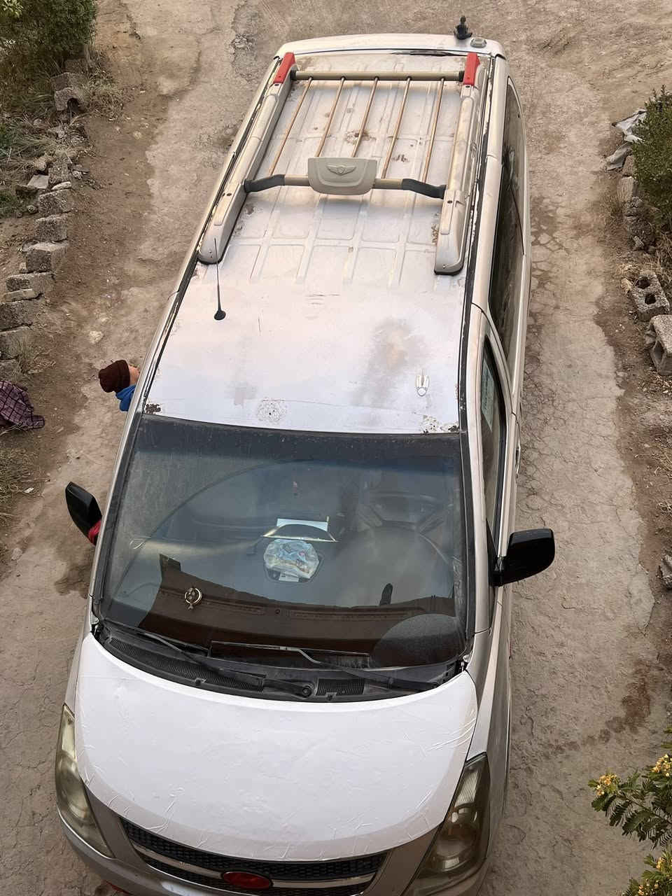 السلام عليكم
ستاركس ٢٠٠٩ قادسيه نكليزي بسمي تحويل ثاني يوم 
محرك مجفت قبل شهر لا تنقيص ولا تبخير 
عينه و صينيه جدد
بم مجفت جديد 
السياره كفاله من الصبغ و المعجون 
بيه شخوط و رصعات مال شارع 
الشخوط مشرهن بل صوره 
تبريد فريز مامي خلفي راتيتر كبريسر. نهيته الصيف شاده
بس غاز من فتحت مكينه مفتحو 
كهربائية كله شغاله 
مكان السياره بغداد محموديه 
السعر١٢٠ وبيه مجال حك الجيه  فقط بيع
*********** 
إذا ما عجبك المنشور اعبره
