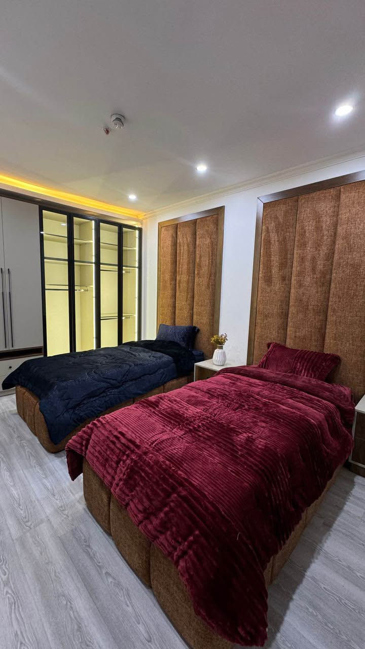 شقة اربع غرف وصالة للبيع 4+1
مجمع واو تاور
مساحة 200متر
مفروشة vip
للاستفسار والتواصل:
*********** أربيل, العراق
