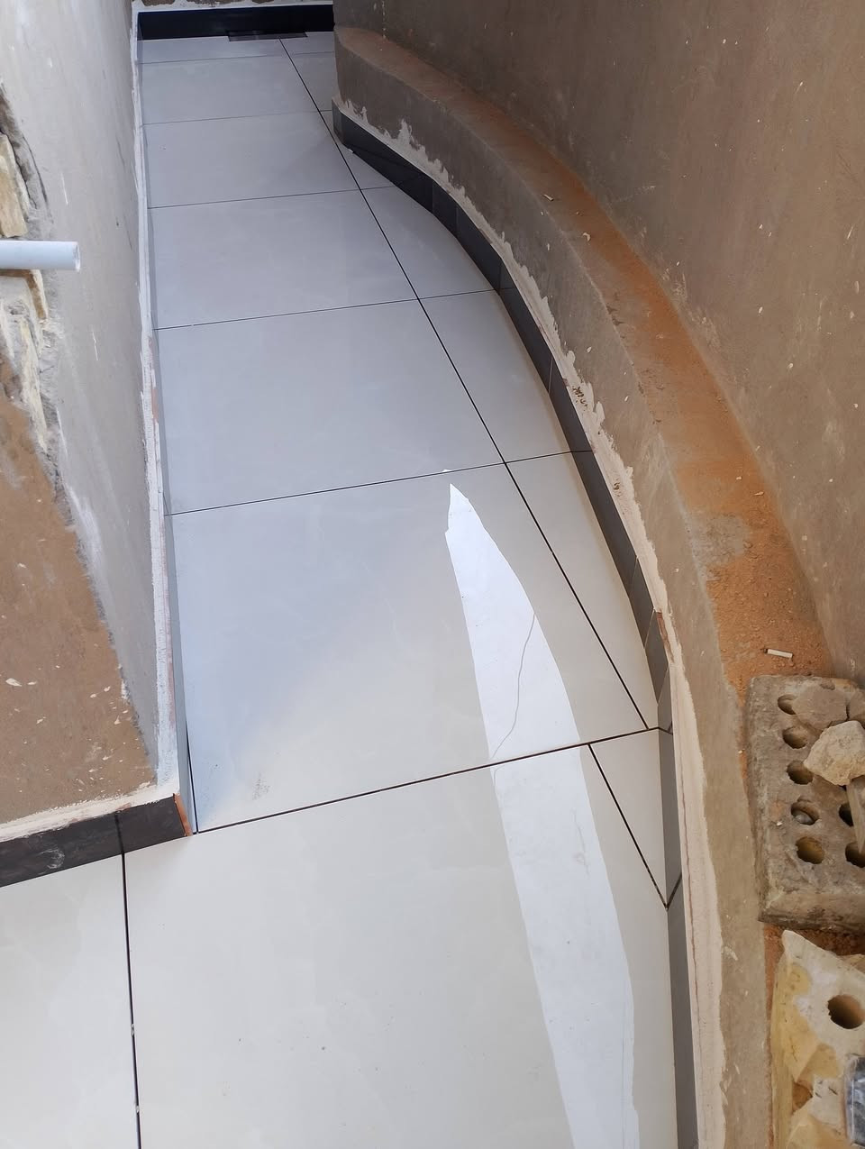 ختصاصنا #تطبيك #ارضيات #بورسلين مرمر #كرانيت #كاشي #ألواح #بورسلين #بايات عدل ودائري  سيراميك ضمان بالعمل والتزام .عملنا فقط في بغداد 
*********** ابو ولايه علي
