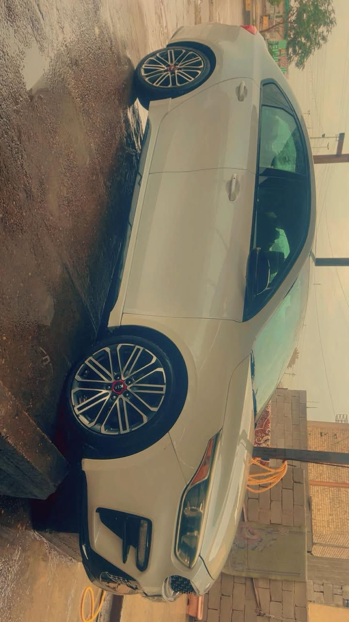 السلام عليكم ورحمة الله وبركاته 

كيا فورتي موديل 2021حادث جاملغ وبنيد 

فول مواصفات للأخير/رقم السياره كربلاء 

مكان السياره بغداد/ السعر 130 وبيهه مجال

مكينه جي تي تيربو  سوبر  طاحونه 

رقم موبايل ***********

السياره كير عادي 7 نمر مع البك 

كلش قويه وجديده حيل
