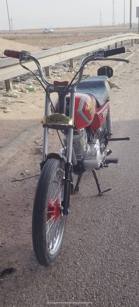 السلام عليكم دراجه 22 شاصيها اوراق وصولي ماكينه 24 الرقم،***********. والاستفسار السعر والاستفسار 550  ..قفل... مابيه ابد دراجه تستحق اكثر
