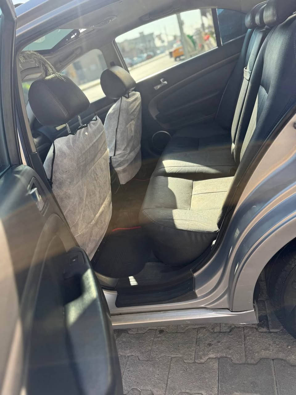 سلام عليكم اخوان للبيع شوفرليث ابيكا موديل 2008فول مواصفات سنويه جديد رقم جديد بيه بطاقة بانزين رقم سليمانيه 
سلايت كشنات جلد كير محرك بشرط محرك V6/2.5غاز و بانزين كير عدل مرغوب تبريد تتفئه كله بشرط صدر امامي خلفي جديد تحكمات استيرن تحديد سرعه شاشه تاب و كامره سستم سماعات بيه صبغ باب و جاملغ بدون دواخل و بدون فتح بلاديات مكاني كركوك سعره 75 بي مجال رقمي ***********
