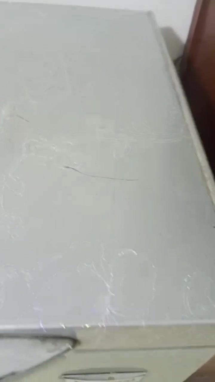 سلام عليكم مجمده نشونال نضيفه جدا بيها بس الضوه مالتها عطلان استخدام منزلي السعر ١٥٠   ***********
