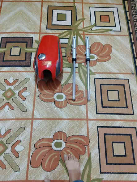 سلام عليكم شباب غراض مال دراجه ايراني اصليات نضاف فول شرط مامشدودات لبيع السعر ٨٠ وبيهن مجال قليل مكلف بنشر هاذ رقم راعيهن ***********
