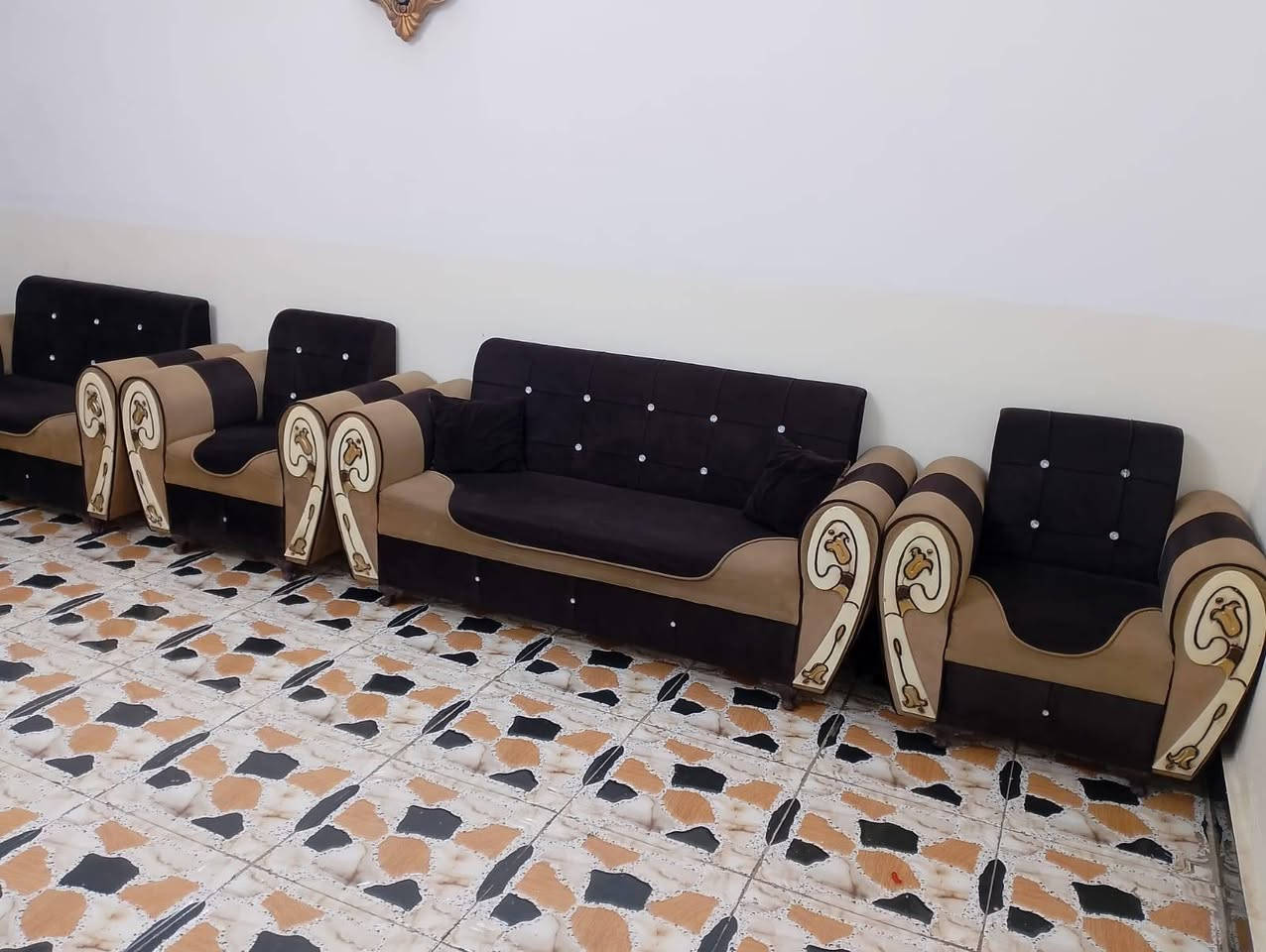 السلام+عليكم+تخم+قنفات+١٠+مقاعد+جديد+ونضيف+في+٢٥٠+وبي+مجال+مغربة+الشيشان+الثانية+رقم+الهاتف+*********** عمارة, ميسان
