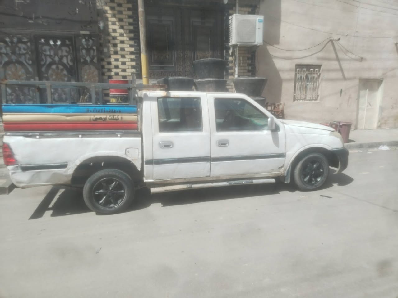 مكاني النجف 
السعر مليون ونص 
***********
