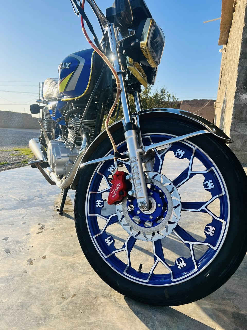 بعد السلام
درااجه ساڤين موديل 2024 نضاافه ونشااط فوول من التاير للتاير شغاال محرك شرط مامفتوح برغي سعر 600 وبي مجاال موحود خااص او ***********
