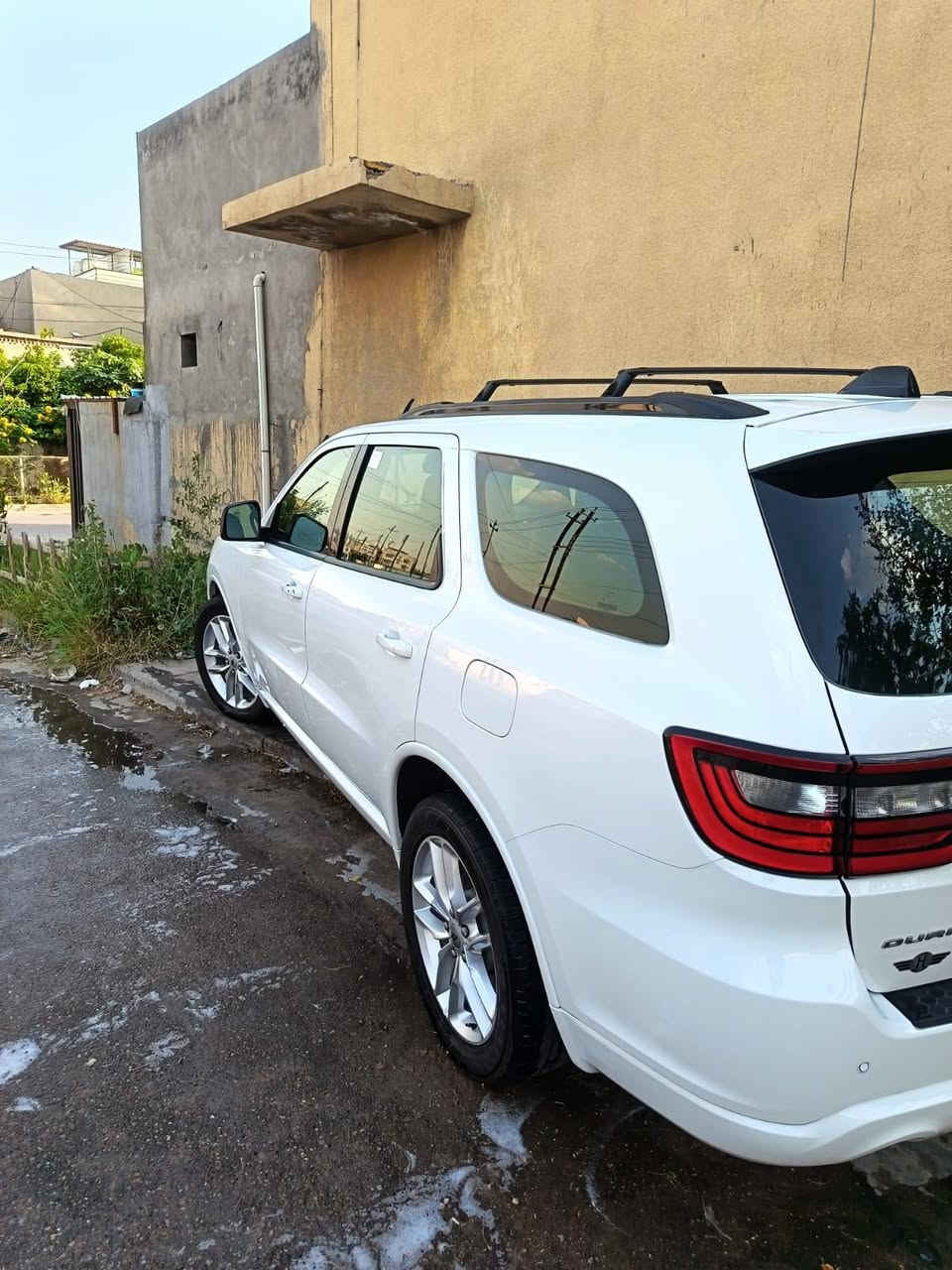 🚗 دوج دورانغو GT موديل 2023 (خليجي)
📍 الموقع: بغداد
📞 *********** متواجد واتساب فقط 
🔹 محرك 6 سلندر 3.6L
🔹 دفع رباعي (AWD)
🔹 الممشى: 63 ألف كم
🔹 كفالة عامة
🔹 تحويل سريع (خلال يوم واحد)
✨ فل مواصفات:
✔️ مقاعد أمامية تدفئة + تبريد
✔️ مقاعد خلفية تدفئة
✔️ مقاعد ميموري (حفظ وضعيات)
✔️ تحكم كهربائي كامل للمقاعد
✔️ فتحة سقف
✔️ حساسات
✔️ شاشة تحكم متكاملة (مكيف + مقاعد)
✔️ شفتات ستيرن (F1)
💯 السيارة نظيفة جدًا وجاهزة، "خير من الله"
