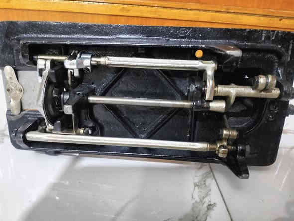 سلام عليكم مكينه للبيع هنديه قديم سعر 30 ‏‪0777 481 6770‬‏
