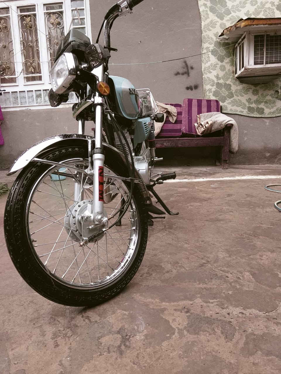 سلام عليكم عدي دراجه نامه للبيع اوراق أصولي 6 ورقات مكاني ديالئ لخالص هاذه لرقم بي واتساب سعر 700وبيه مجال ***********
