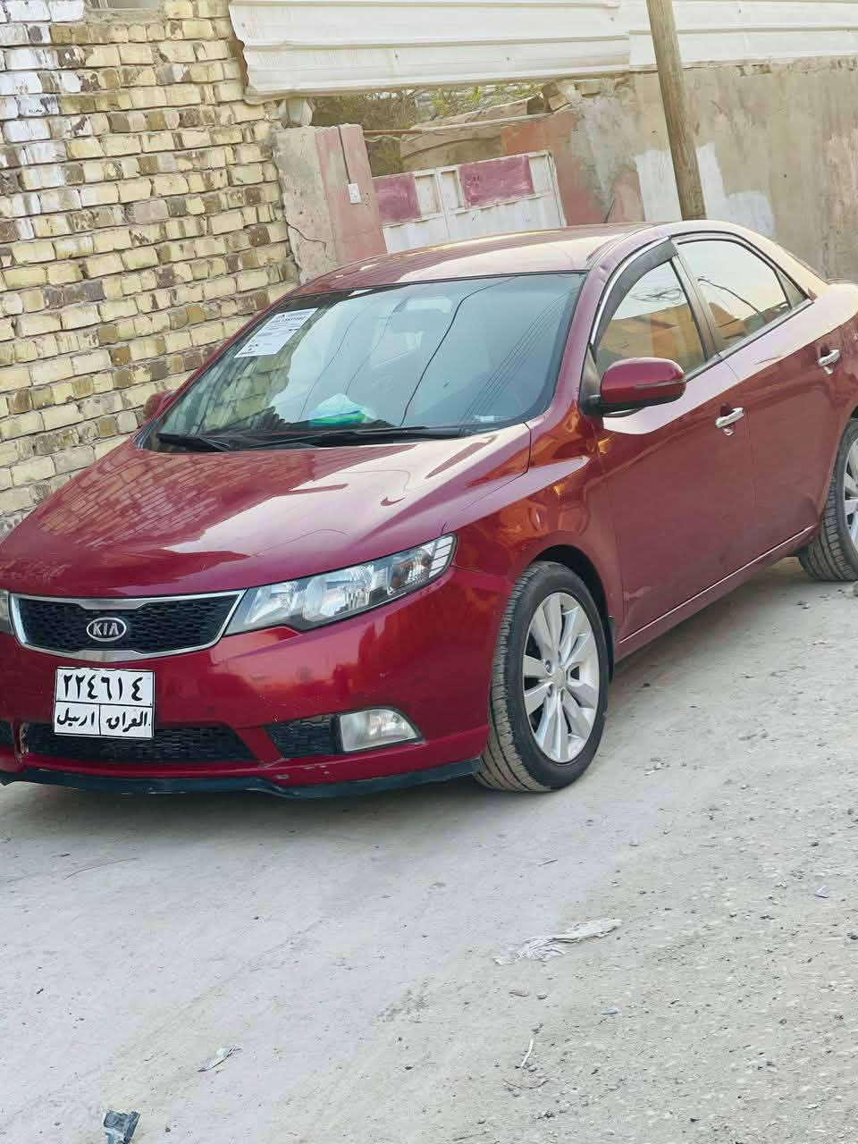 سلام عليكم 
سياره سيراتو 2012 خليجي كفاله عامه فقط بارد بسيط بالجاملغ الخلفي جهة السايق 
حداديه وكير ومكينه مكفوات 
سنويه جديده ورقم جديد انكليزي ب اسمي 
ملاحظه هاي الصور قبل تغير الرقم 
الشراي يتصل 
السعر 103 
مكان السياره مركز الحله 
***********
