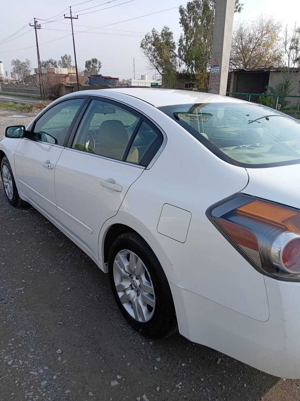 نیسان التیما 2012 بێ بۆیاغ 180000 کم حقیقی ڕۆشتوە گێر و مەکینە بەشەرت لەسەر دەقی شریکە ماوە 
وکالەی بەناوی خۆمە 
هەندێک تعدیلی هەیە
***********
