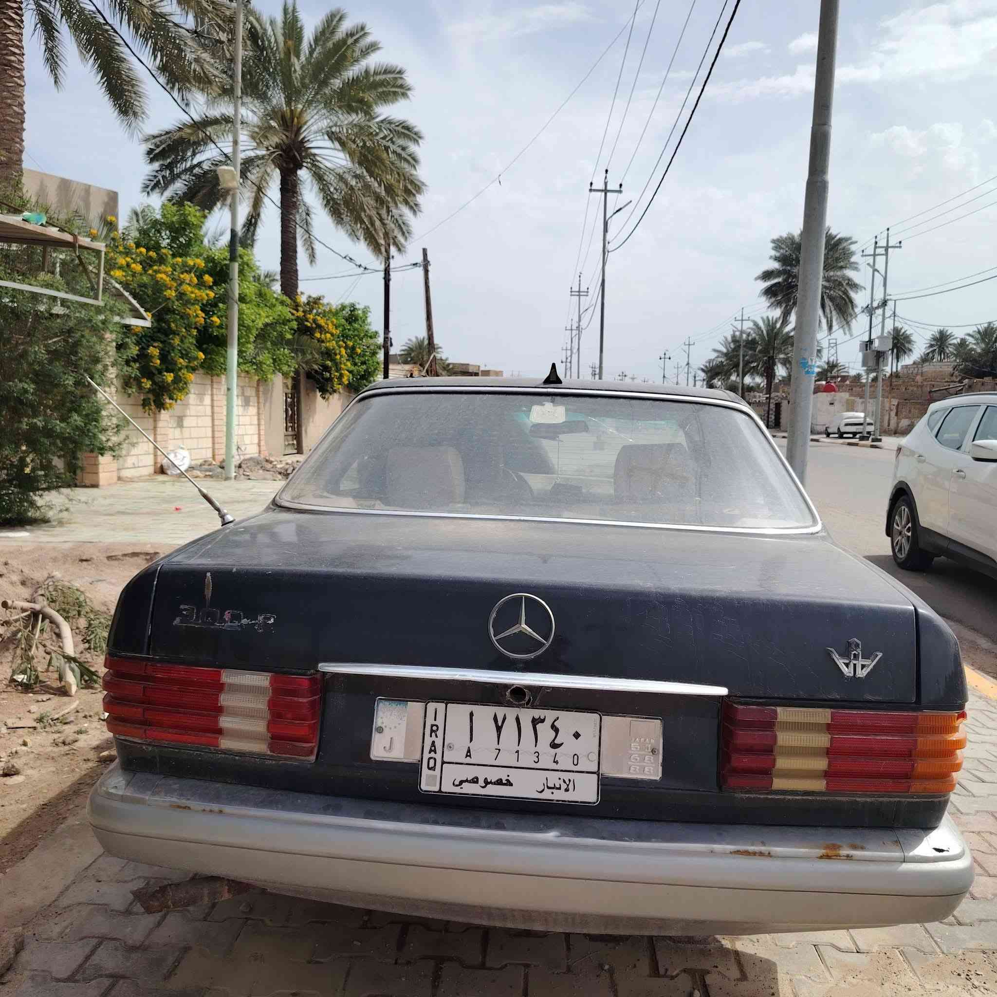 مارسيدس رئاسي للبيع مشروع وطني بيها مكينه بطه
السعر 27 ورقه وبيها مجال

للاستفسار *********** مامتواجد ع الفيس
