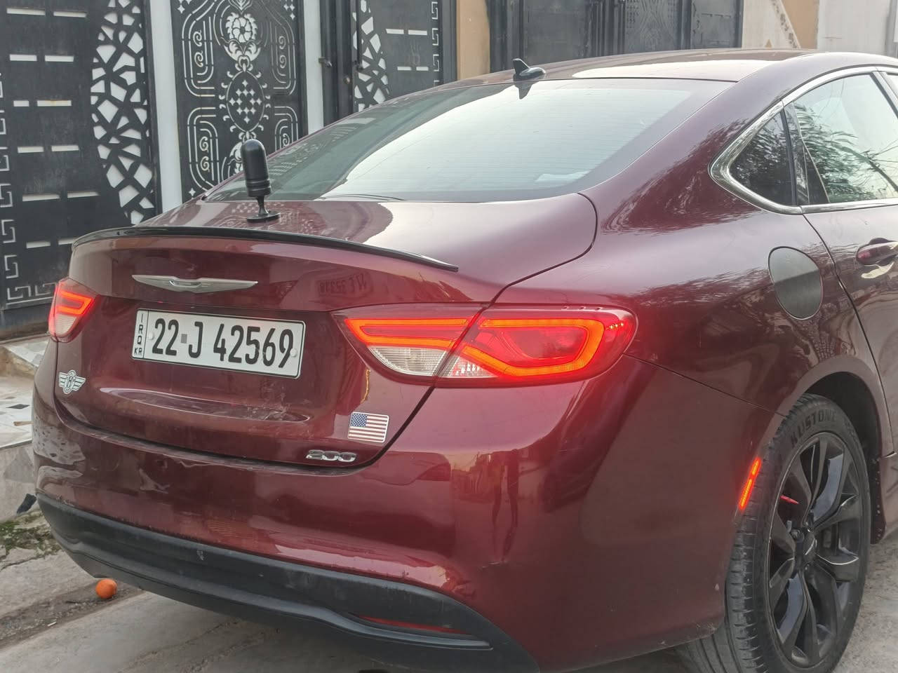 حبيبي ليش غالي السياره بدون دواخل؟9سي 200للبيع جاهزه رقم جديد سنويه جديد فقط 3قطع بدون دواخل 4تايرات جديد شادلها طخم صدر جديد طخم الوره جديد مكينه مامفتوح لاصرف لابخار شرط مكنها كركوك سعرها 104اشراي يخابر عرقم***********
