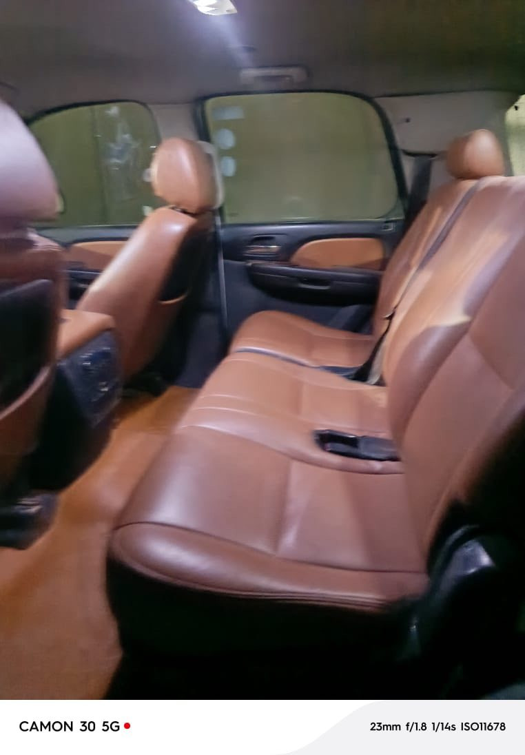 سلام عليكم للبيع تاهو موديل2009سياره جاهزه من كلشي تخم تاير محرك 5300 فئه. LT رقم بغداد إنكليزي بسمي بيه منضومه غاز سياره كلين  بيه قطع صبغ موجوده بالسونار بالصور سياره رايده ب165 قفل***********
