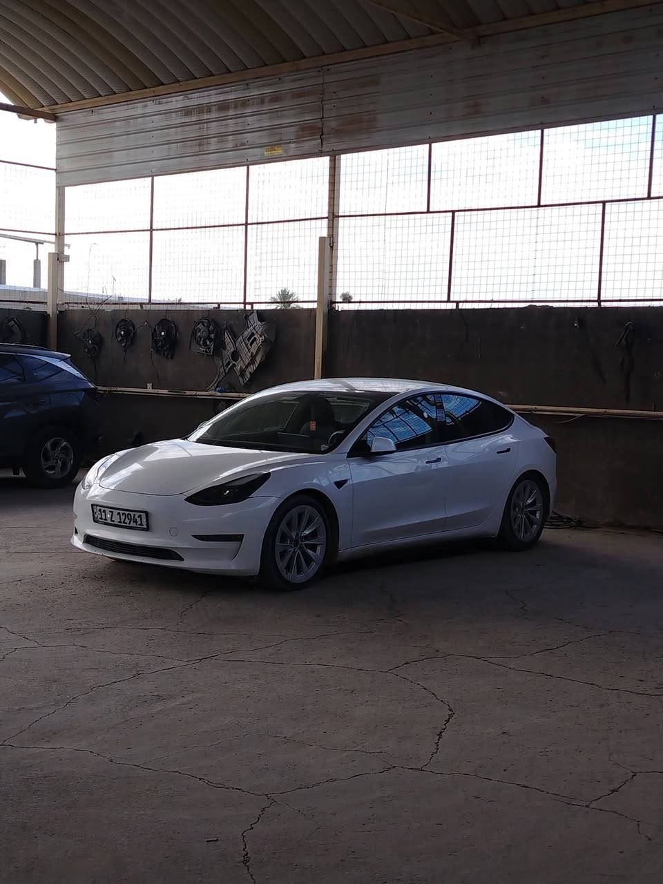 للبيع تسلا دبل ماطور بفورمنس ✈️✈️2023
السياره جديده رقم بغداد باسمي ضرره ٣ قطع بدون دواخل وسعره مناسب 160$ السياره عليه اضافه شاشه خلفيه وبردات سقف وشاشه خلف الستيرن السياره جاهزه اوفلاين ماشيه 30 مكاني بابل شارع ٦٠ للاتصال /***********
