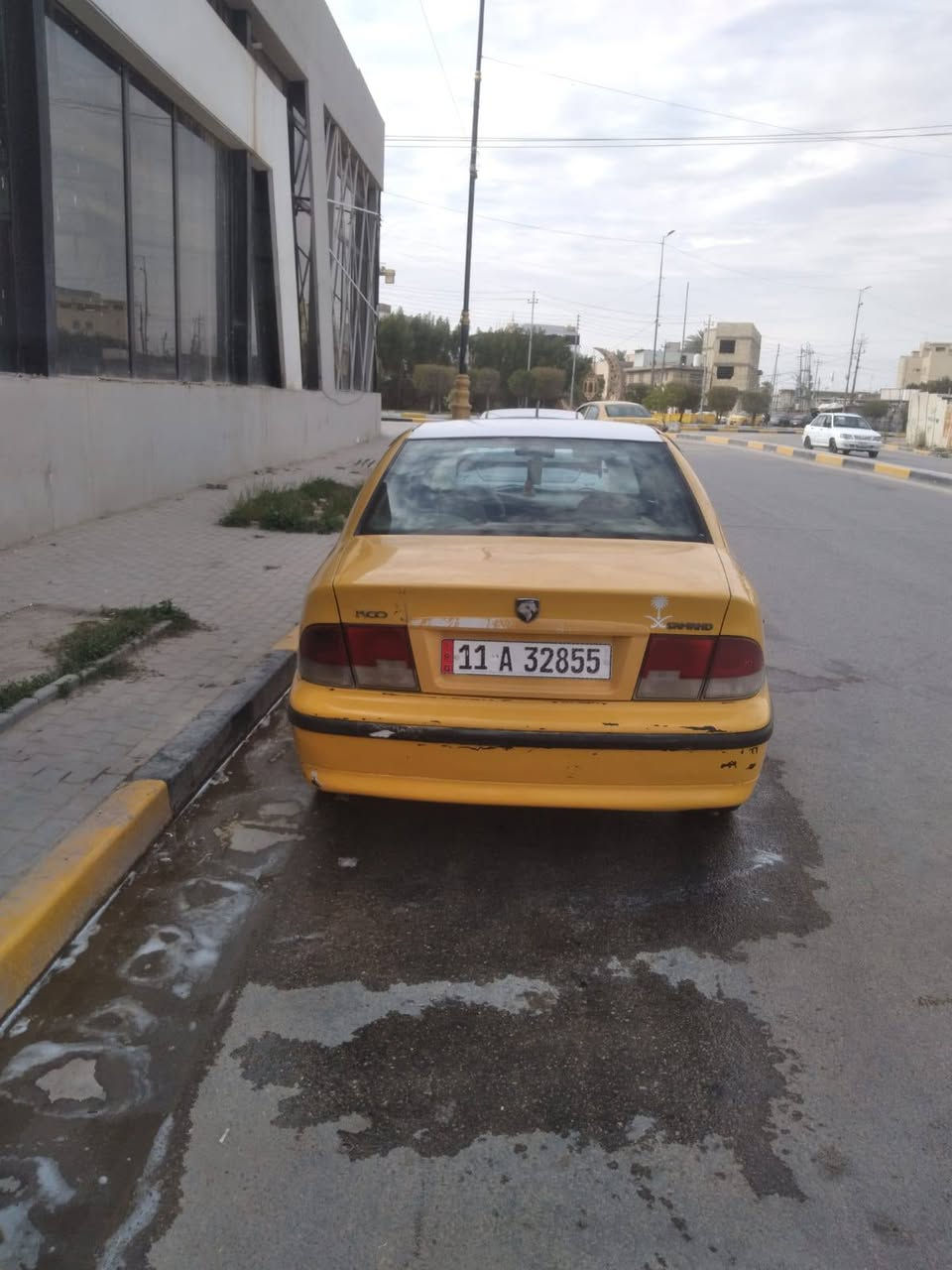 سلام عليكم سمند البيع موديل 11 سياره جاهزه من كلشي شغل وطلع مصفره هيه وخرامات رقم نكليزي  هزه كامله سعره 30 وبيه مجال  مكان ساره اليمام عون  هاذه رقم راعيه مكلف بنشر ***********
