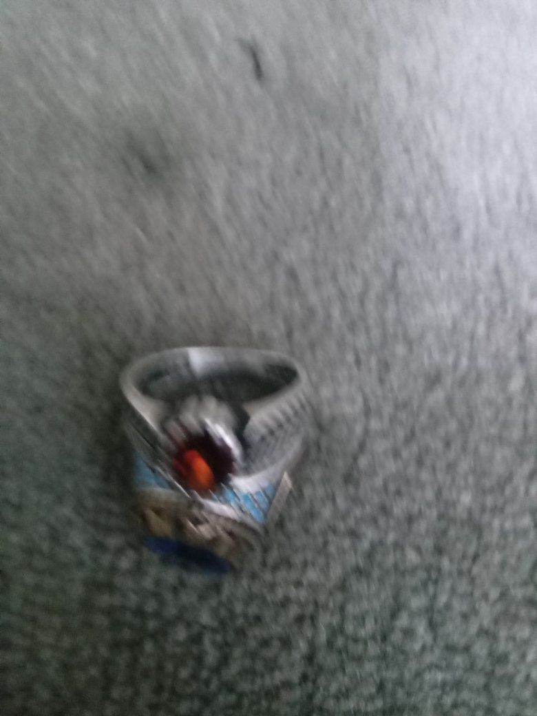 السلام عليكم محابس عدد ٣ فضه ٩٢٥ للبيع السعر ١٢٠ تحياتي


**إذا كنت صاحب هذا الإعلان وتريد حذفه لأي سبب، رجاءا أرسل رسالة إلى الدعم الفني**