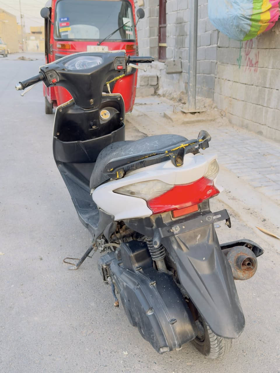 سلام عليكم خوان دراجه دريز لبيع سعر 300وبيه مجال حك لجيه ***********
