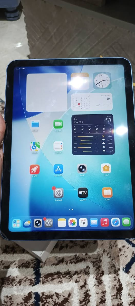 ايباد ايفون ١١ذكراه١٢٨ بدون شاحنه بطارية ٩٤بي انحناء قليل جهه واحده تأخذه من باب  السعر ٤٦٥ بي مجال قليل بغداد الزعفرانية *********** بي واتساب
