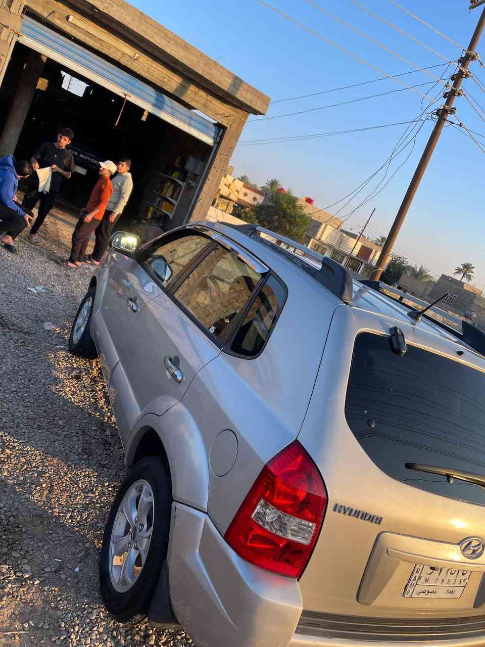 سلام عليكم توسان2009محرك 2000 جديده السياره جاهزه رقم بغداد السونار مرفق في الصور السعر 105 وبيه مجال رقم صاحب السياره *********** المكان كربلاء طوريج الخاص مغلق اني مكلف ب النشر
