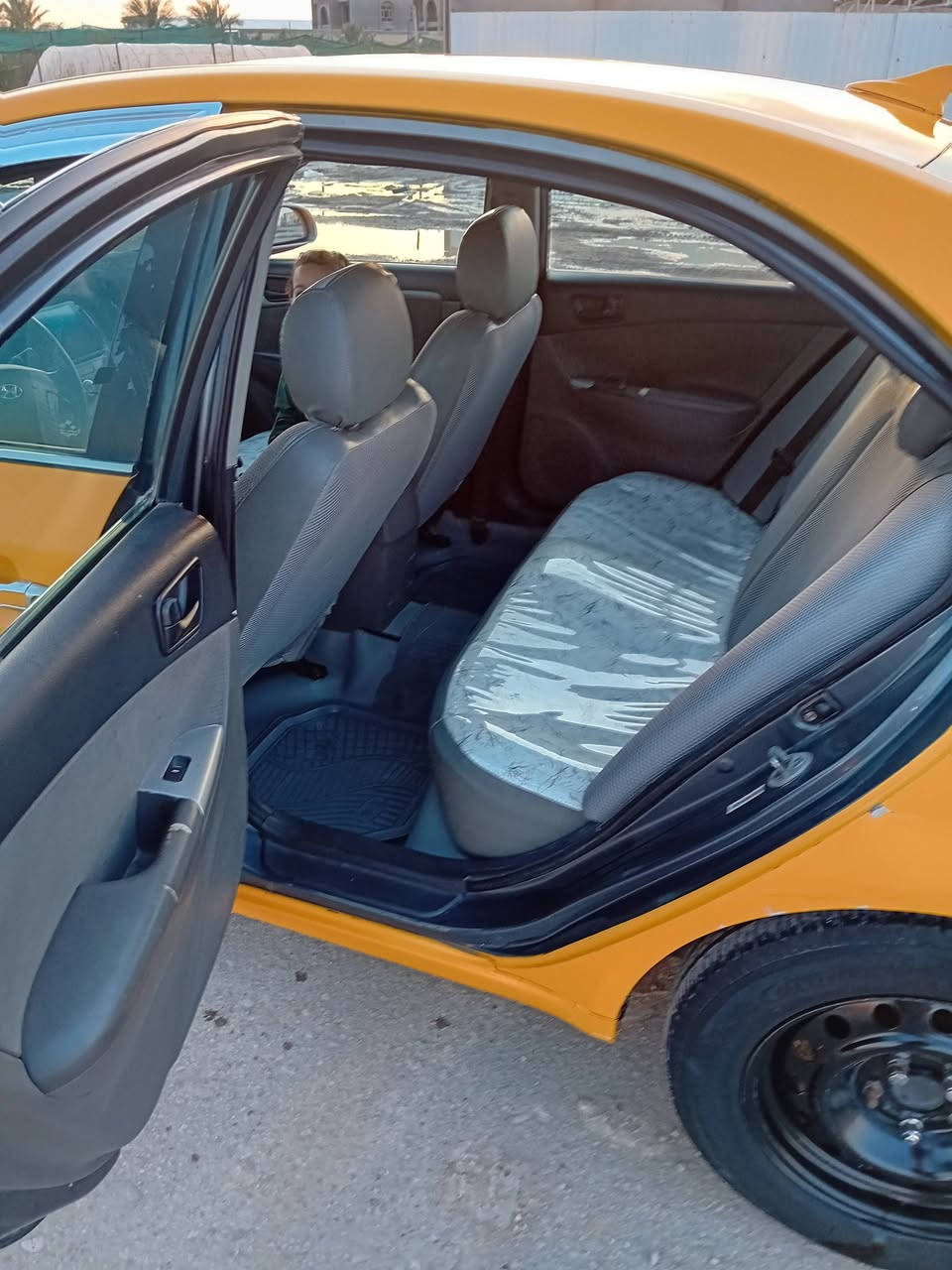 السلام عليكم اخوان
سوناتا 2010 امريكي 2400 
رقم كركوك انكليزي خط وبحث مصفر خطها بغداد صويرة تحويل مباشر بأسمي  مشروع وطني 
منضومه غاز قبل حوالي ٦ايام شديها 
السياره خير من الله 
العنوان واسط الصويرة 
***********
