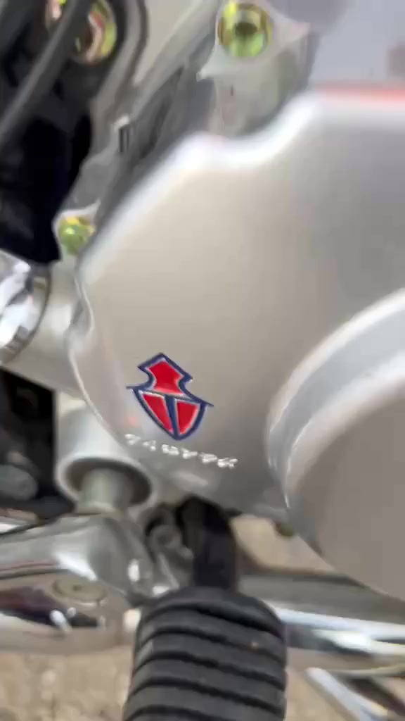 مراوس ببلاد 22 21 23 او بيع
سلام عليكم مكاني قلعه سكر
المو شراي لايصير لوتي براسي 
للبيع تعمير شاصي 15بوري رفيع ارشا اوراق اصولي
وتعميره10يوم رمضان
ثاني تبديله دهن
دراجه كفاله عامه كله بلاد بلاد شلامجه تعمير شرط كله ام الشمس وغراض معرض الاخوين كله بلاد  بس المكينه انه شديته سي جي نامه برغي تجاري مابيه ربع ماذب عليه
السعر مليون 50 بيه مجال قليل  وبيه مجال
 ***********   السعر مليون 50 مراوس او بيع ببلاد
