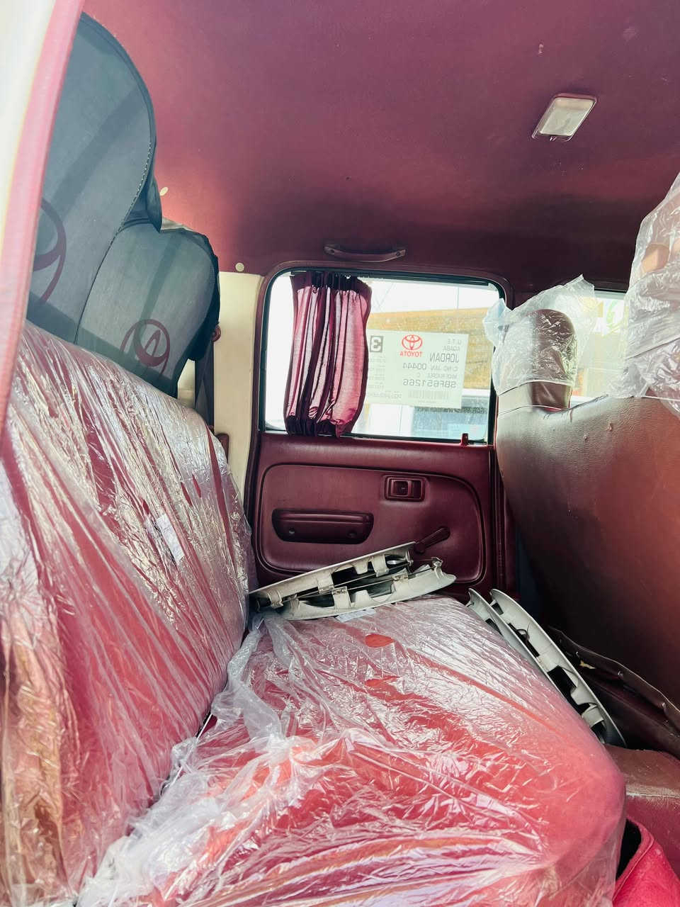 السلام عليكم للبيع بيكم جمرة مديل2001 مكفوله عله وضع الشركه بيها قطعتين صبغ اثر طخه بصيطه سياره جاهزة ترايك وين متريد حلوه احله من الصور مداور ثاني يوم  وسعر100قفل مجال حك الجية مكان بغداد ***********
