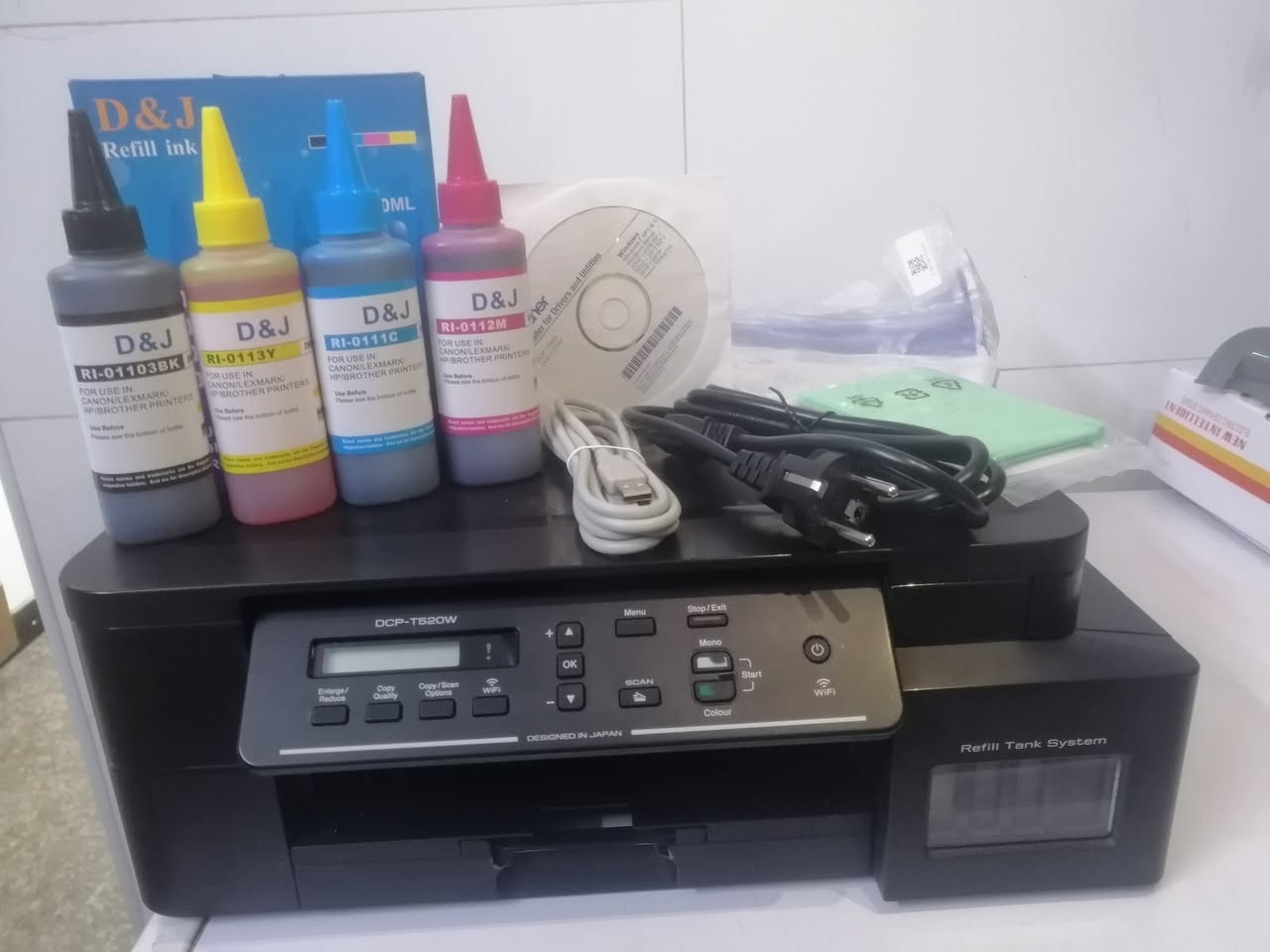 السلام عليكم
طابعة برذر  T520W ياباني الاصلي
 واي فاي 📲
نظيفة جداااا جدااااا جداااا
مواصفات الطابعة
طباعه - استنساخ - سكنر
ملون - و عادي 🎊
نظام 4 الوان🎨
طباعة حجم صور و A4🌿
منظومة تعباه خارجيه سعره ١٠ الالف السيت الاربعه اسود و احمر واصفر وازرق🌈

المكان بغداد الكرخ
للاستفسار خاص


**إذا كنت صاحب هذا الإعلان وتريد حذفه لأي سبب، رجاءا أرسل رسالة إلى الدعم الفني**