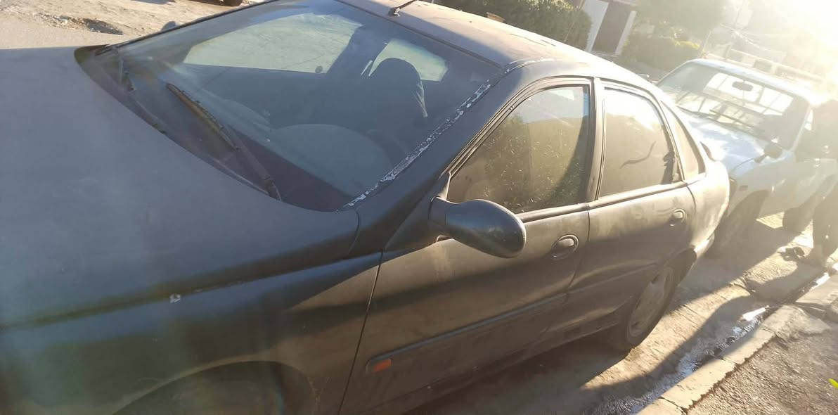 سياره رينو نفخ البيع موديل 98 سعر 20 شرط تحويل كابون بيه ***********
