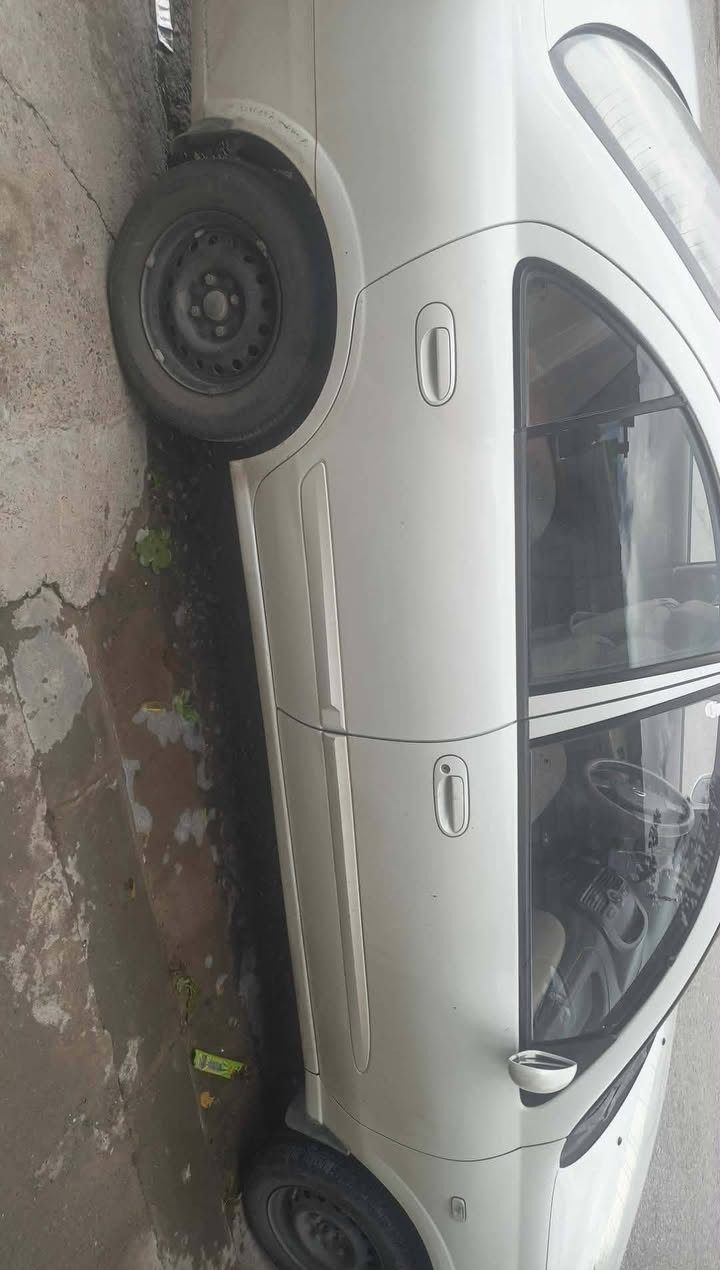 سەنی2008ڕەنگی سپی سەدەف سێ پارچەبۆیاغ بێ ناوگرتن سەنەوی بەناوی خۆمە تازەنوێکراوەتەوە نرخی 85معامەلەگێڕعادی تکایەموشتەری نیت تەلەفون مەکە ژ.م.*********** بشدار, السليمانية
