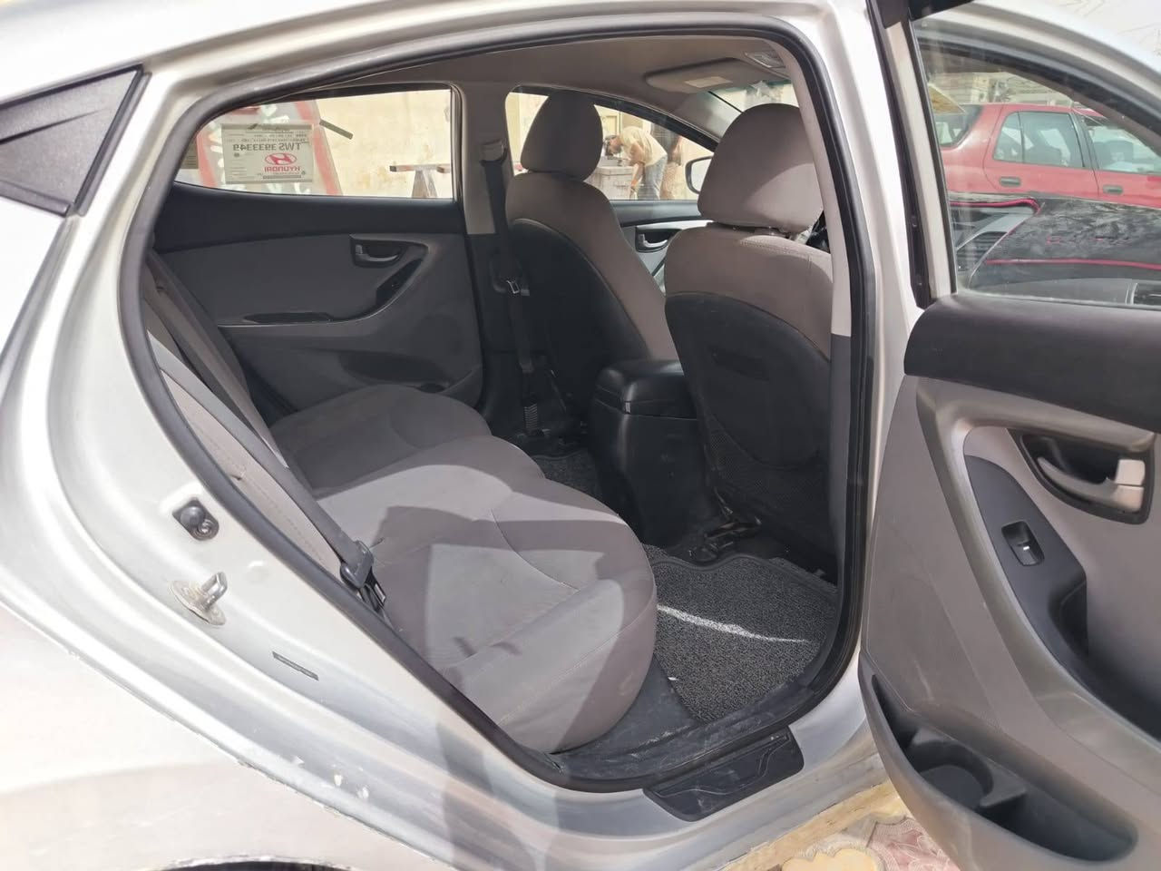 النترا موديل 2016 وارد امريكي رقم ذي قار انكليزي جاهزة مكينه 1800 كير حداديه كهربائيات السعر 110 الاتصال على الرقم ***********
